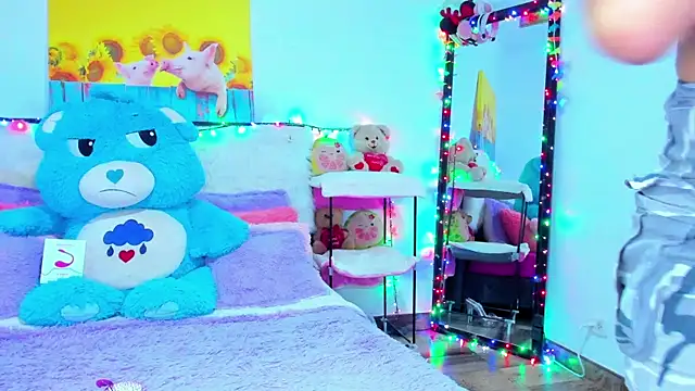 Snapshot of Fabiana- chatting on August 1, 3:39 am Fabiana- online show from August 1, 3:39 am