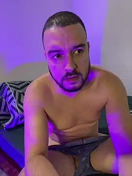 Nicola D Angelo online show from July 18, 10:24 pm