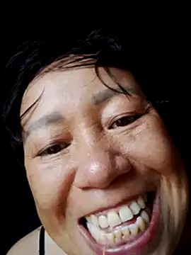 Snapshot of Moon_squirtt chatting on July 18, 3:22 am Moon squirtt online show from July 18, 3:22 am