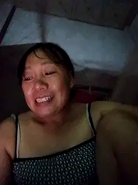 Snapshot of Moon_squirtt chatting on July 26, 2:02 pm Moon squirtt online show from July 26, 2:02 pm