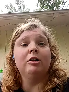 Snapshot of Velvet_Tithe chatting on June 25, 5:28 pm Velvet Tithe online show from June 25, 5:28 pm