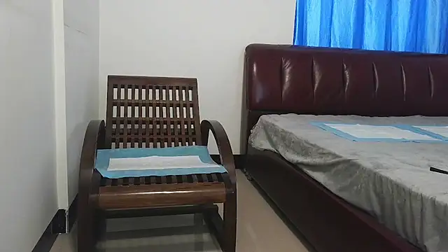 qiqi454524 online show from July 4, 5:57 am