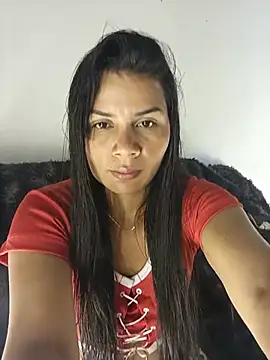 Snapshot of Emily_Holmos chatting on June 27, 1:28 pm Emily Holmos online show from June 27, 1:28 pm