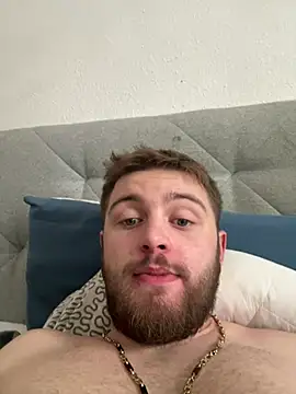 Snapshot of jonnywalker030 chatting on July 18, 4:11 pm jonnywalker030 online show from July 18, 4:11 pm