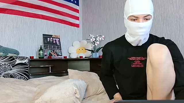 make m3 happy online show from July 8, 11:48 am