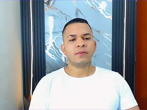 cristhian gamboa online show from July 10, 10:56 pm