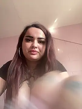 Snapshot of sabrinaslut chatting on July 9, 5:28 pm sabrinaslut online show from July 9, 5:28 pm
