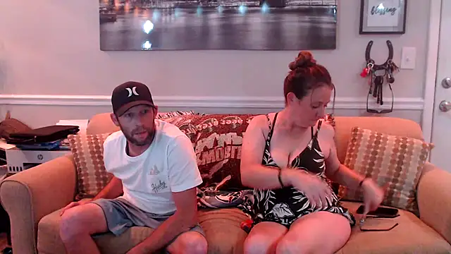 Snapshot of Playful_Pair0924 chatting on July 13, 11:51 pm Playful Pair0924 online show from July 13, 11:51 pm