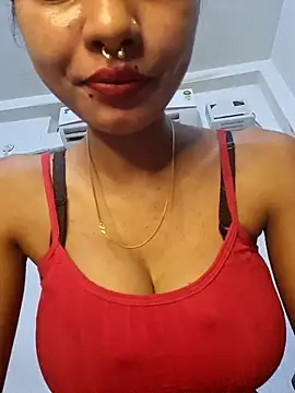 Snapshot of goddesssuman chatting on June 28, 9:21 pm goddesssuman online show from June 28, 9:21 pm