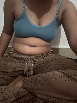 KHUSHISINGH  online show from June 30, 3:57 pm