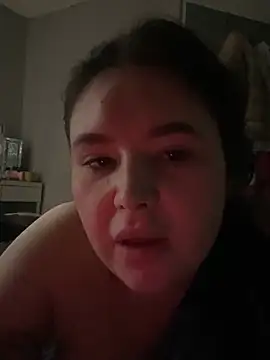Snapshot of EmilyRosexox chatting on July 14, 3:07 pm EmilyRosexox online show from July 14, 3:07 pm