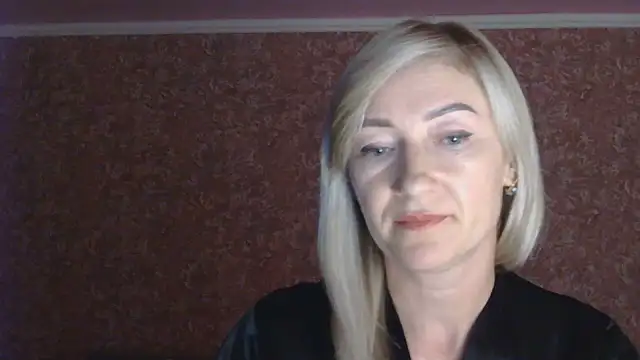 moonlightAnna online show from July 13, 9:50 pm