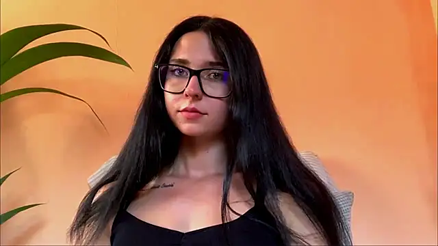 VanessaXLips online show from July 1, 2:18 pm