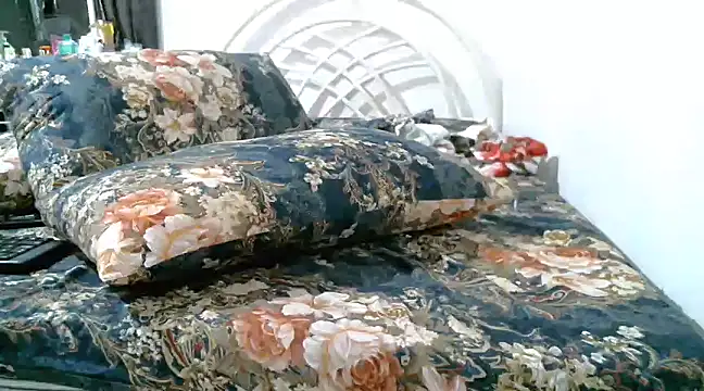 Snapshot of dominant_mistress69 chatting on February 26, 8:59 am dominant mistress69 online show from February 26, 8:59 am