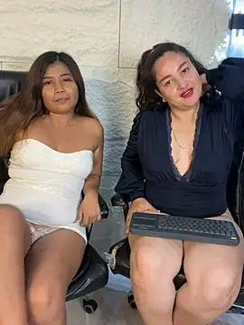 LadyNovaX online show from July 7, 1:15 pm