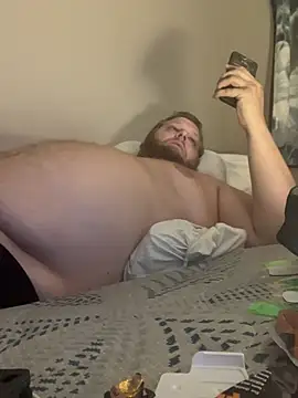 Tallbellybear online show from July 15, 3:45 am