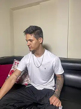 Aaronsexroom online show from July 5, 3:13 am