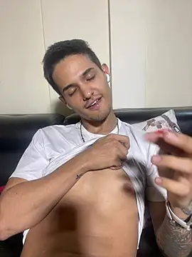 Aaronsexroom online show from July 5, 4:19 am
