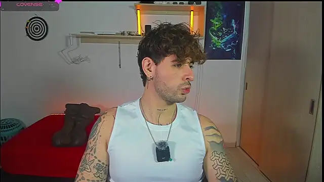 Snapshot of ARES_TATTO chatting on July 13, 12:19 pm ARES TATTO online show from July 13, 12:19 pm