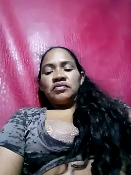 Snapshot of Sexymonmy chatting on July 14, 4:50 am Sexymonmy online show from July 14, 4:50 am