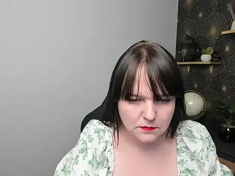 ClaraSoftXo online show from July 6, 5:48 am