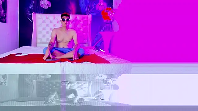AngelBlue   online show from July 4, 7:53 pm