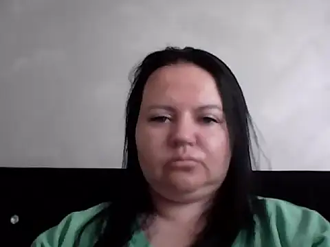 Snapshot of LaurenDirtyX chatting on July 6, 6:21 am LaurenDirtyX online show from July 6, 6:21 am