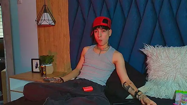 Snapshot of BLAKE___01 chatting on July 9, 9:08 pm BLAKE 01 online show from July 9, 9:08 pm