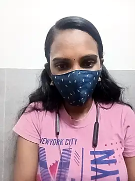 Snapshot of Tamil_Soloqueen_001 chatting on July 10, 7:16 pm Tamil Soloqueen 001 online show from July 10, 7:16 pm