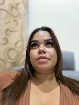 AliceStarshine online show from February 8, 1:22 am