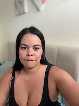 AliceStarshine online show from March 11, 1:39 pm