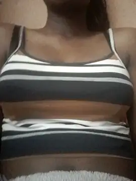 Snapshot of Cherry_BigBoobs chatting on July 19, 6:17 am Cherry BigBoobs online show from July 19, 6:17 am