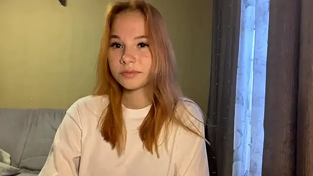 Snapshot of Ginger_Baby chatting on July 7, 1:41 am Ginger Baby online show from July 7, 1:41 am