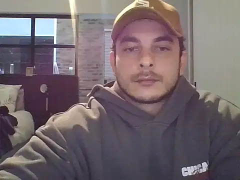 Snapshot of Marcelothegreek chatting on July 6, 9:50 pm Marcelothegreek online show from July 6, 9:50 pm