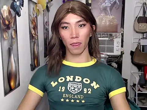 urasianfairyxx online show from July 4, 12:00 pm