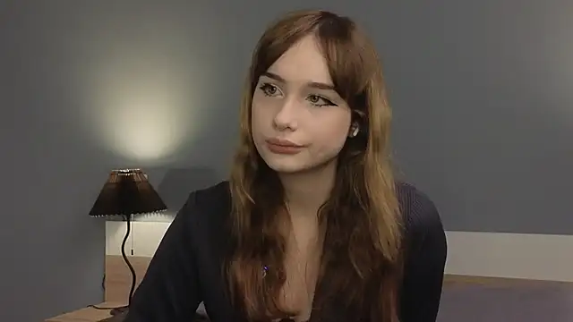 Snapshot of Kalimerra chatting on July 9, 8:02 pm Kalimerra online show from July 9, 8:02 pm