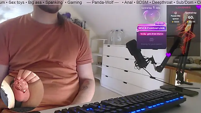 Panda-WolfX online show from July 5, 10:55 am
