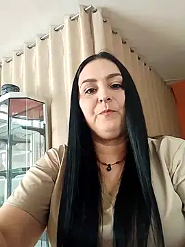 Snapshot of valeria1883 chatting on July 20, 7:38 pm valeria1883 online show from July 20, 7:38 pm
