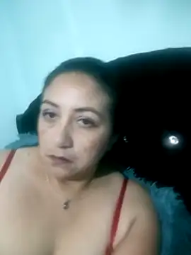 Snapshot of Curvypassion_ chatting on July 15, 12:05 am Curvypassion online show from July 15, 12:05 am