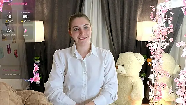 Snapshot of MeiNoir chatting on July 6, 7:05 pm MeiNoir online show from July 6, 7:05 pm