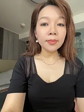 si-si-love online show from July 10, 3:11 am