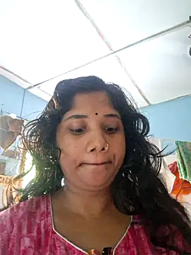 Snapshot of Amidustu01 chatting on July 15, 11:15 am Amidustu01 online show from July 15, 11:15 am