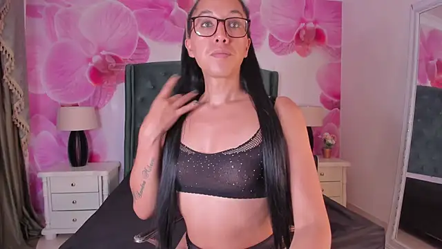 ISABELLA STARR online show from July 8, 7:29 pm