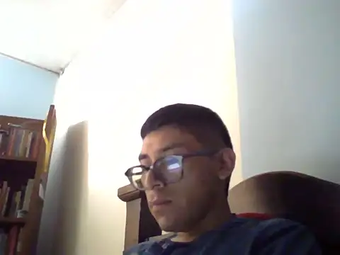 stefan300502 online show from July 7, 5:06 pm