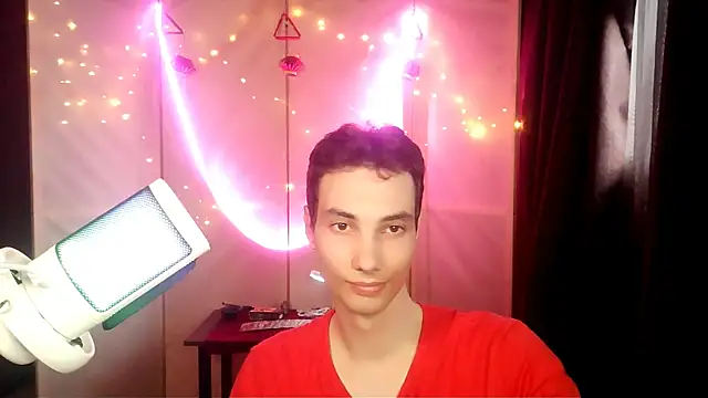 Snapshot of Merlin__Good chatting on July 7, 3:38 pm Merlin Good online show from July 7, 3:38 pm