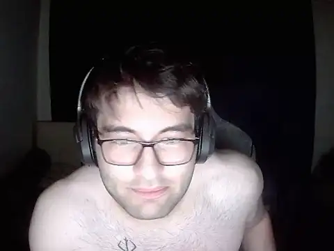 Snapshot of rynoxexe chatting on July 9, 1:31 am rynoxexe online show from July 9, 1:31 am