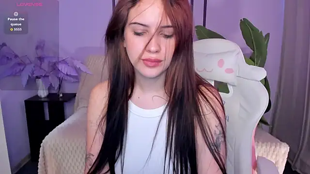 SusanRayn online show from July 8, 6:29 am
