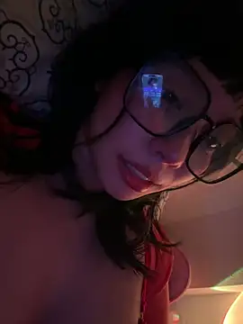 Snapshot of Daddys_Blowjob_Princess chatting on July 19, 9:46 am Daddys Blowjob Princess online show from July 19, 9:46 am