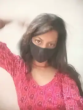 Snapshot of Queen_Sakshi1 chatting on July 14, 5:34 am Queen Sakshi1 online show from July 14, 5:34 am
