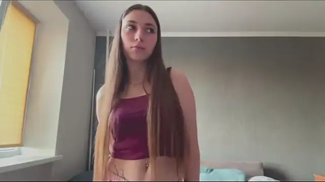 LilliamDowling online show from July 10, 5:48 pm